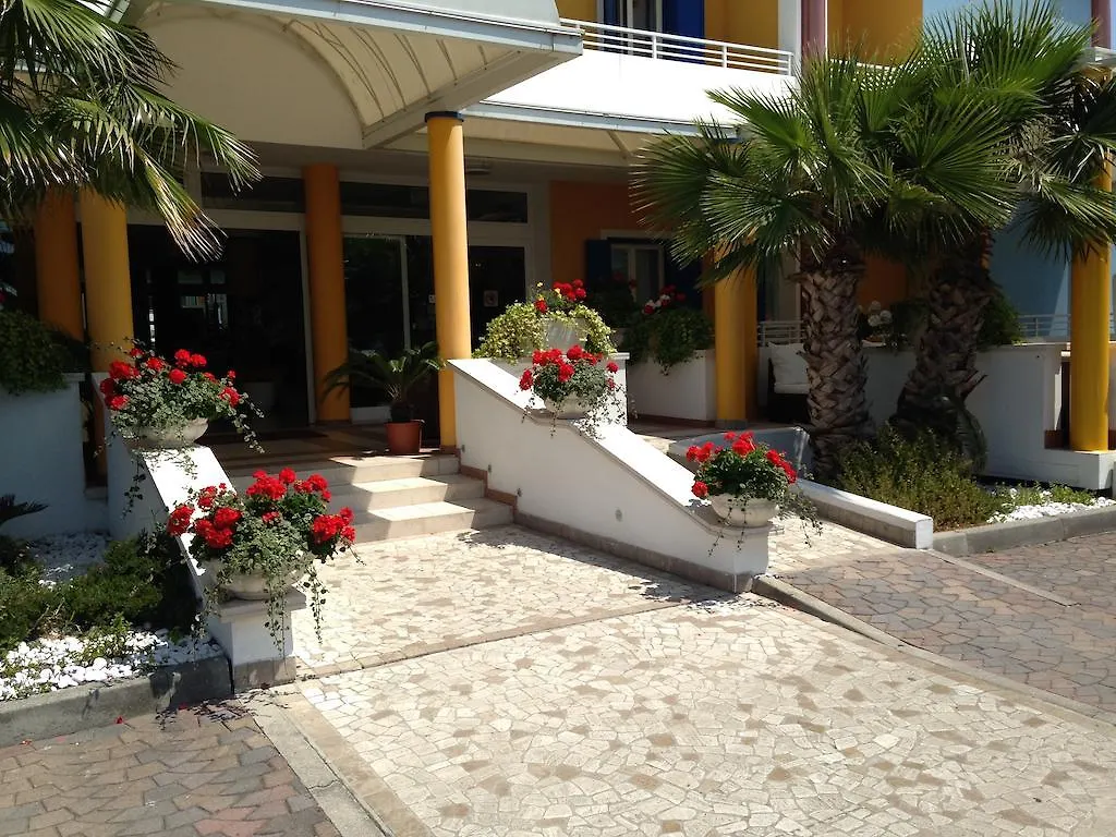 ***  Villaggio Hemingway - Family Aparthotel Italy
