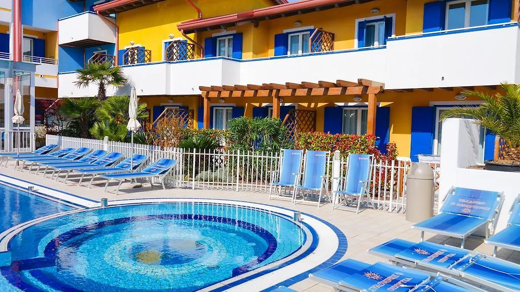 Villaggio Hemingway - Family Aparthotel 3*, Caorle