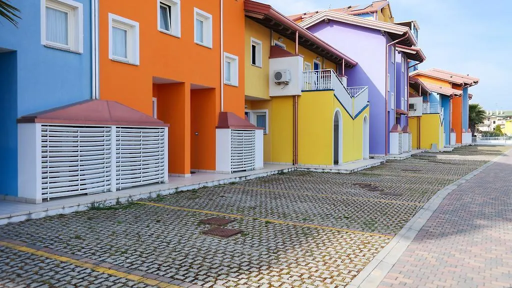 Villaggio Hemingway - Family Aparthotel  Caorle