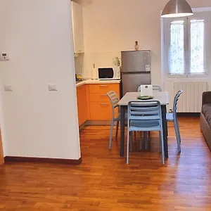 My House&apartments , Agrate Brianza Włochy
