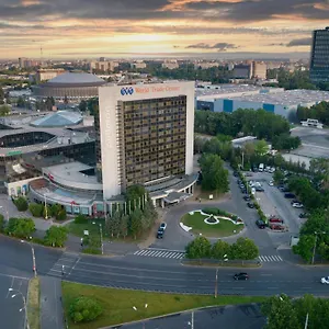 **** Szálloda Pullman World Trade Center Románia