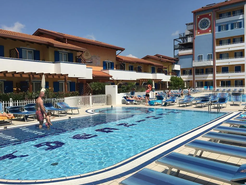 Villaggio Hemingway - Family Aparthotel Caorle