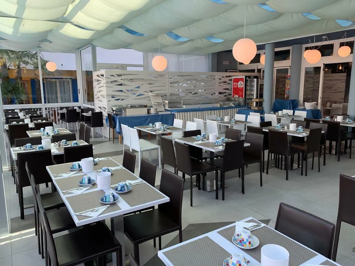Villaggio Hemingway - Family Aparthotel Caorle 3*,  Itálie